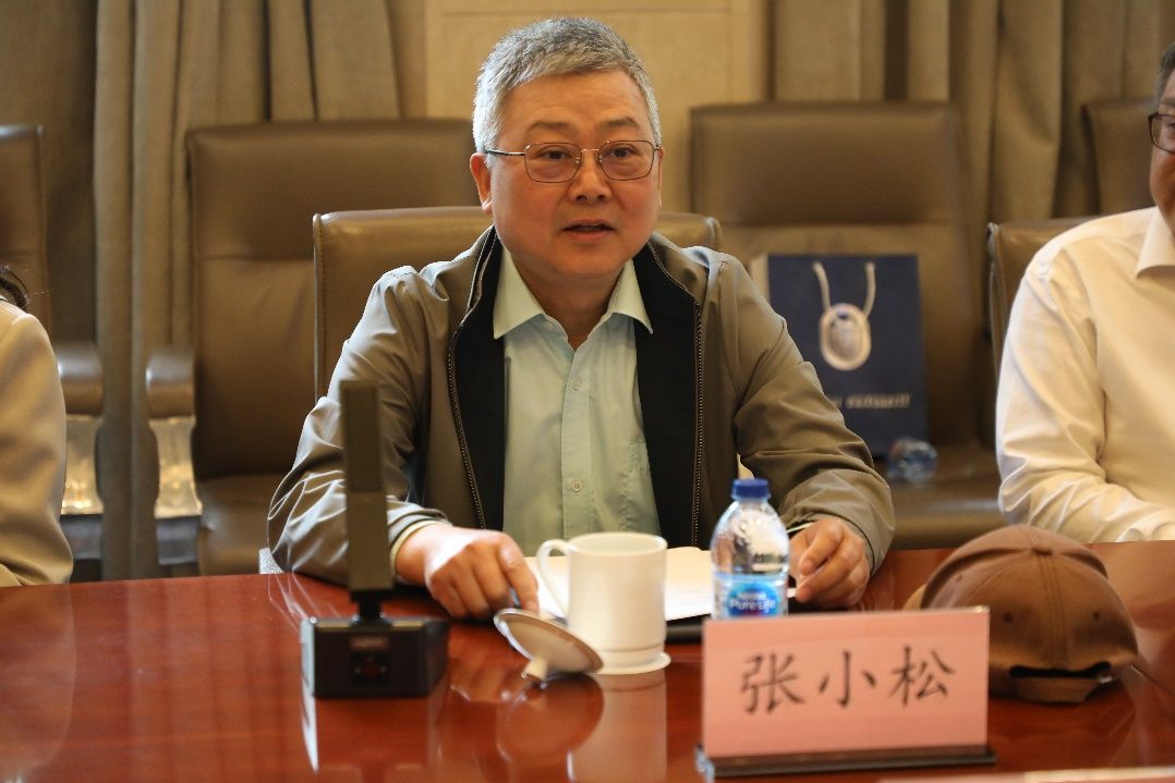 上海市政协对外友好委员会主任张小松一行来校调研-永信贵宾会217