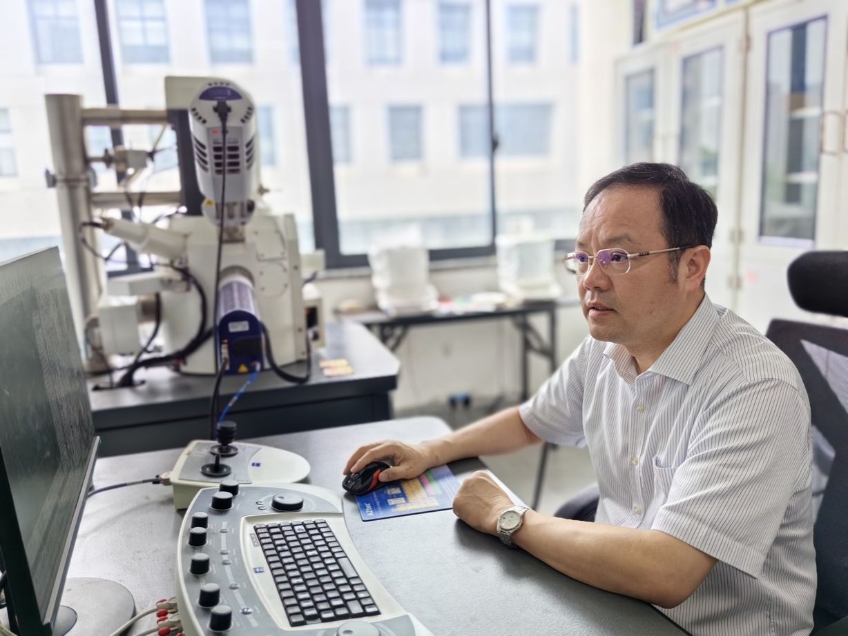 祝贺！质料学院杨健教授获上海市科技前进一等奖-永信贵宾会217