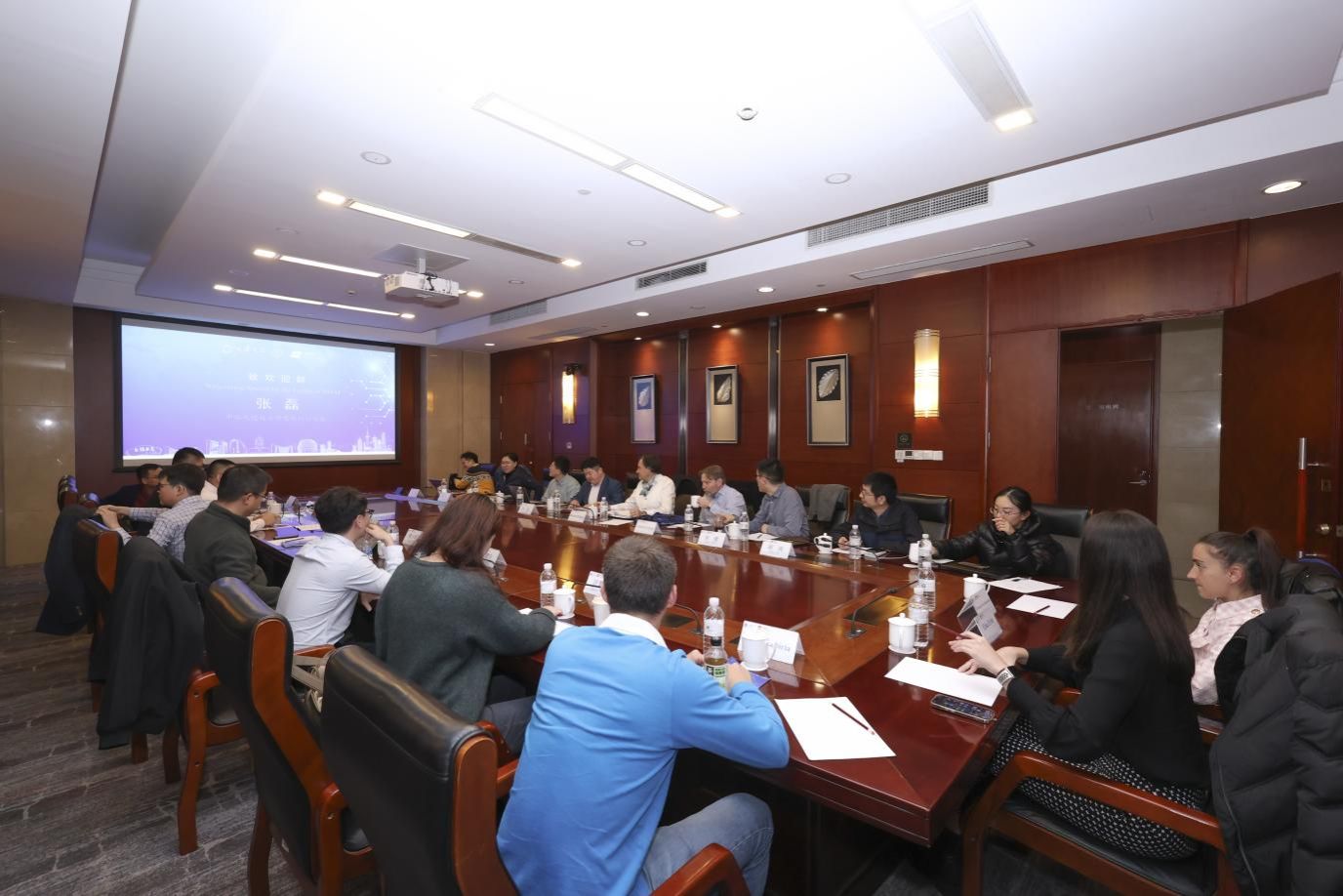 永信贵宾会217举行2024国际产学研用相助聚会智能感知芯片手艺分会场暨第14期上海集成电路“巨匠课堂”-永信贵宾会217