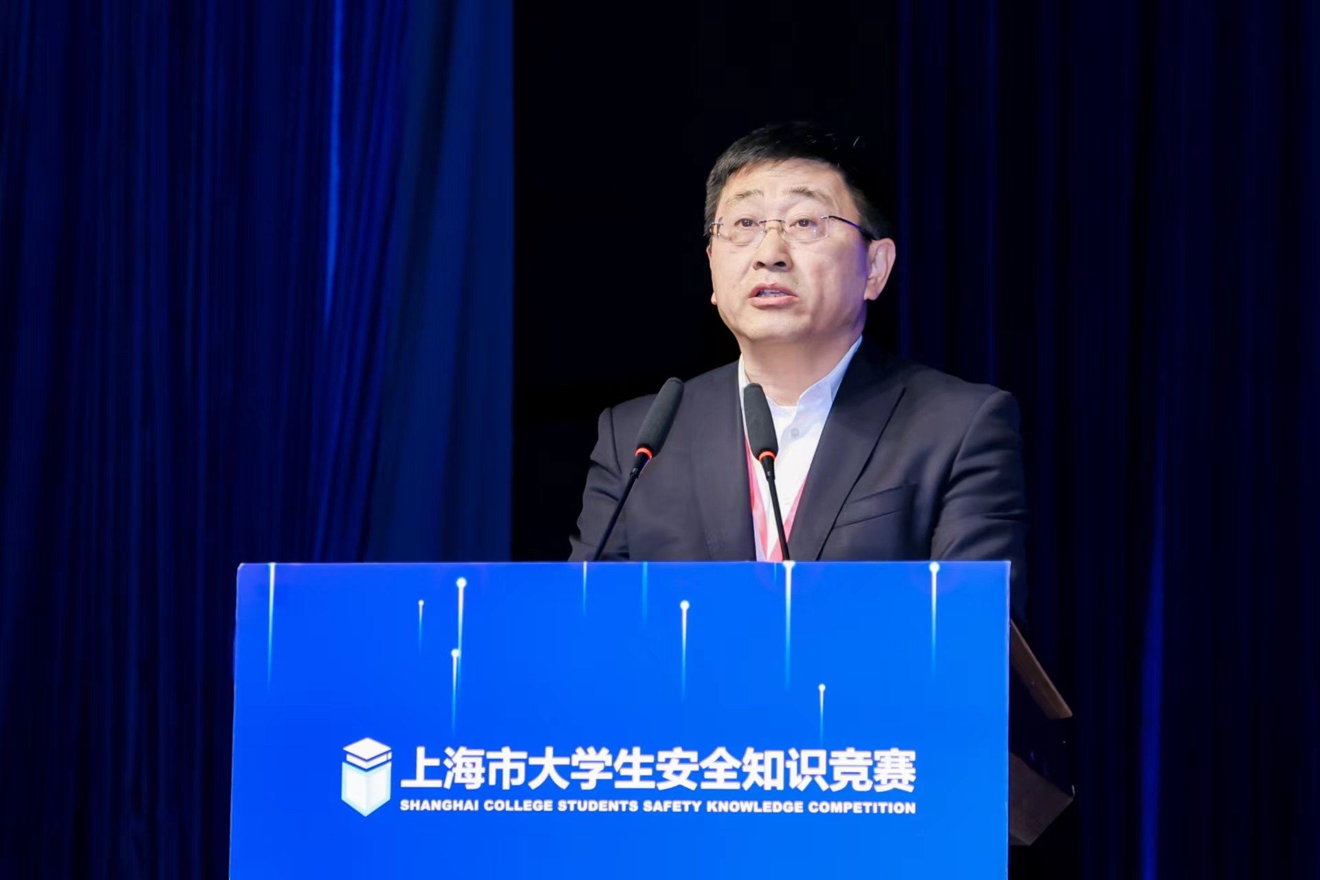 我校荣获上海市第八届大学生清静知识竞赛总决赛冠军-永信贵宾会217