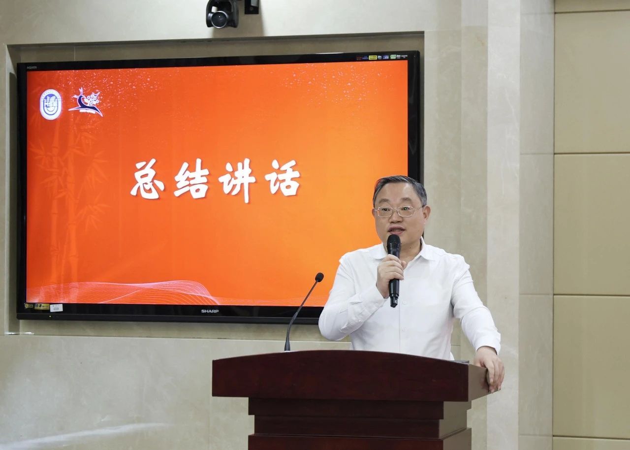 《赤心育桃李·鹿鸣泽人世》新书宣布会暨质料科学与工程学院第五届鹿鸣颁奖仪式顺遂举行-永信贵宾会217