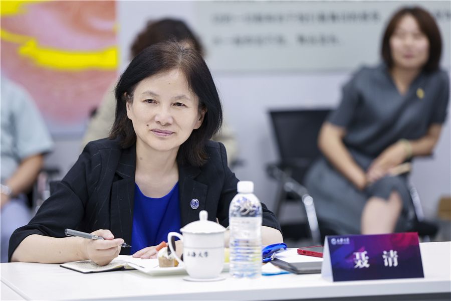 教育部副部长翁铁慧一行旅行永信贵宾会217上海影戏学院2024届结业展演季-永信贵宾会217