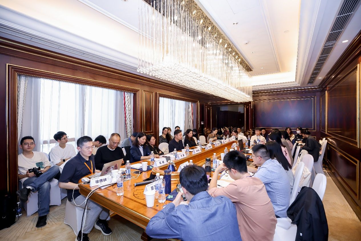 “智能撒播研究的中国视野”多学科青年学者事情坊在上海乐成举行-永信贵宾会217