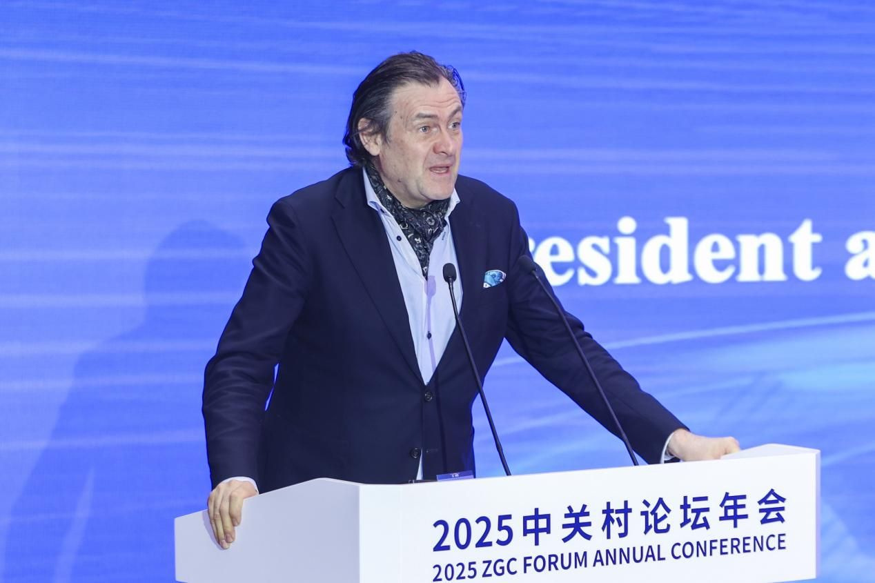 贝努瓦·杜比院士出席2025中关村论坛年会　聚焦科技前沿与中欧效果转化-永信贵宾会217