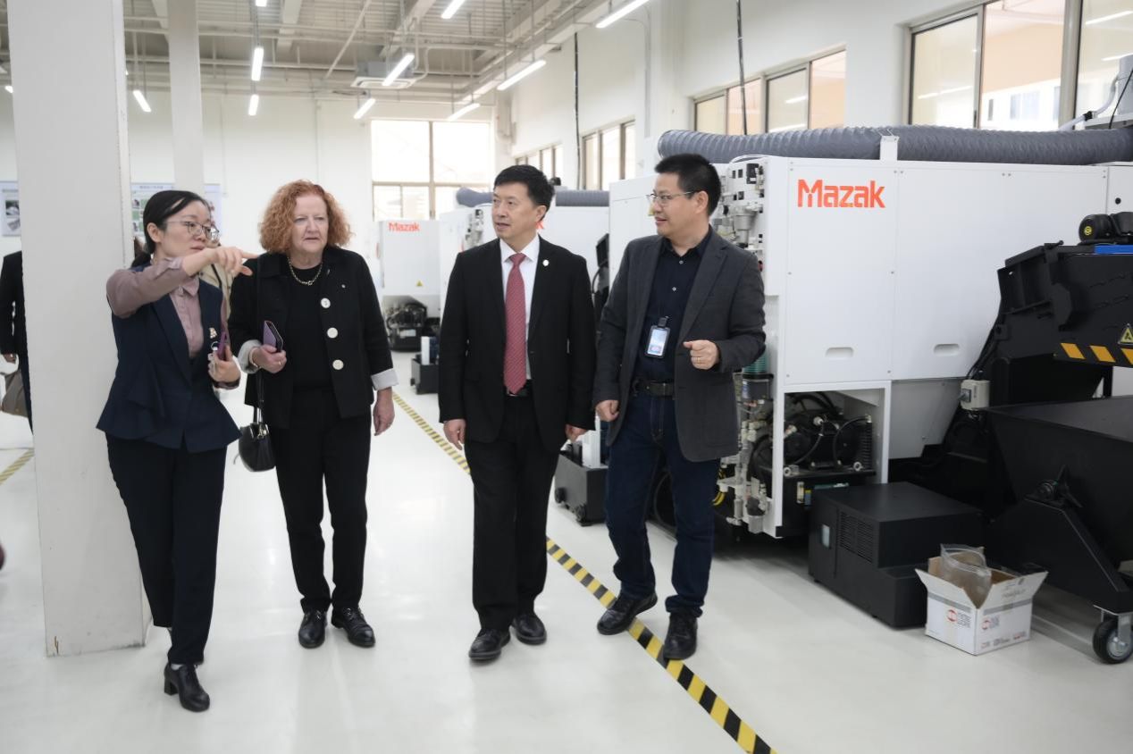 澳大利亚昆士兰科技大学校长一行会见永信贵宾会217-永信贵宾会217