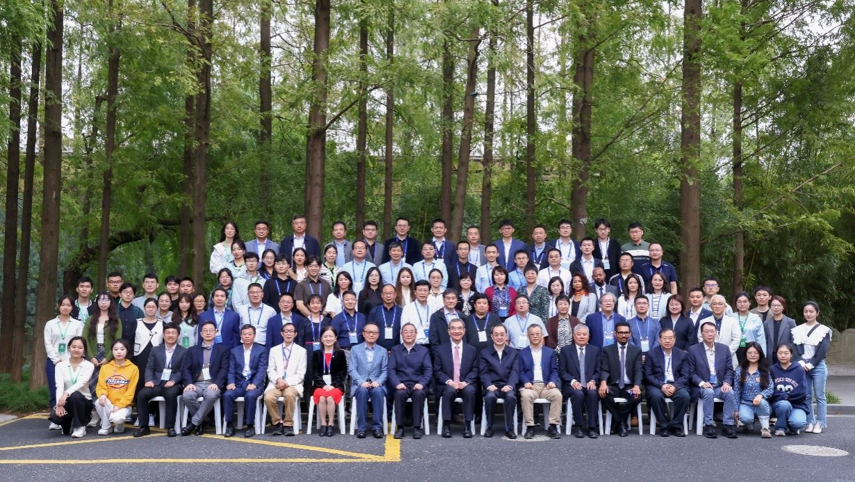 《中国的事业》出书30周年座谈会暨建构中国自主的经济学知识系统钻研会在永信贵宾会217举行-永信贵宾会217