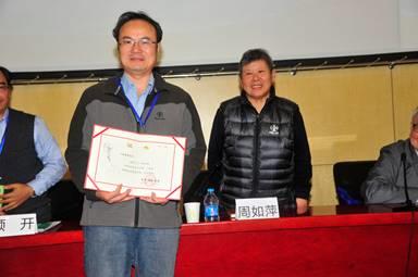 力学所卢东强教授获得“周培源水动力学奖”二等奖-永信贵宾会217