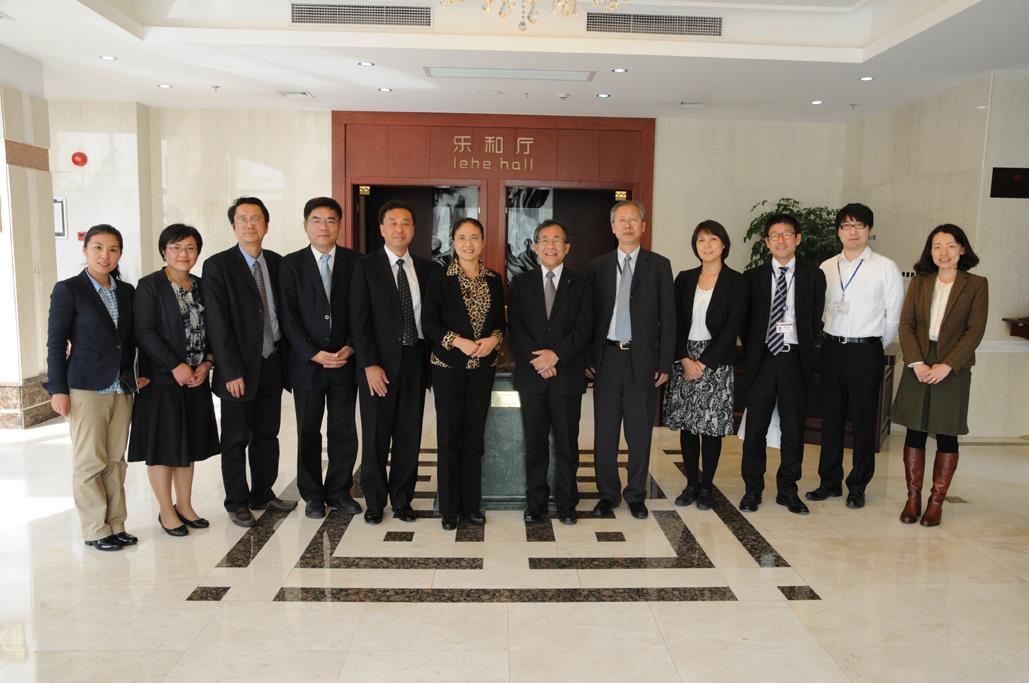 大阪市立大学代表团会见我校-永信贵宾会217