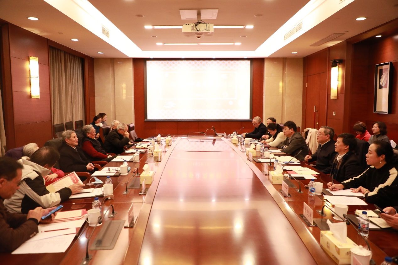 薪火相传 勇攀岑岭 我校召开2024年迈向导迎春团拜会-永信贵宾会217