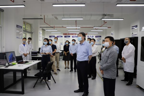 市政府副秘书长黄永平主持召开微电子学院第一届理事会第二次聚会-永信贵宾会217