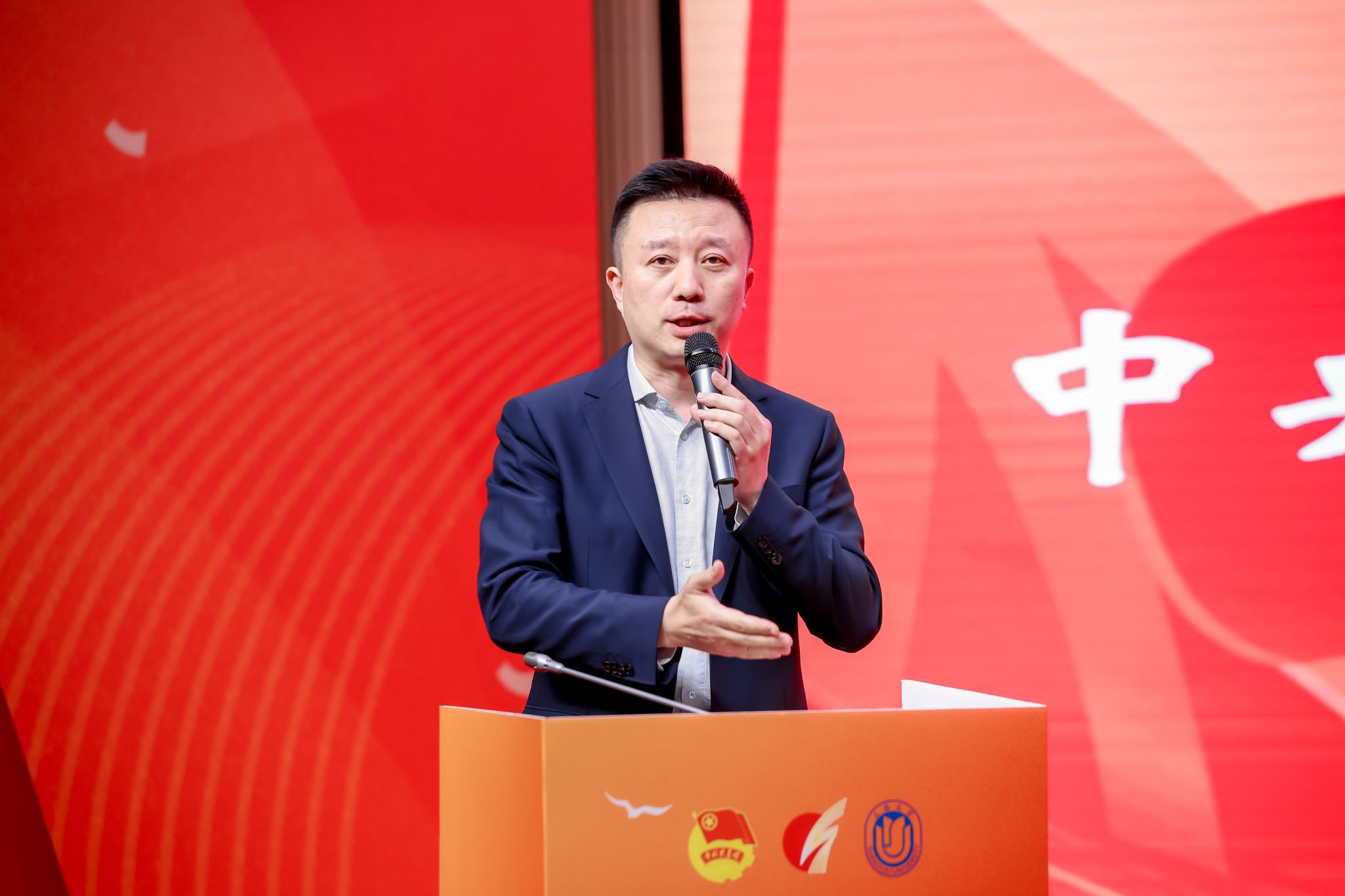 燃！沪上青年，，齐聚永信贵宾会217，，巅峰对决！-永信贵宾会217