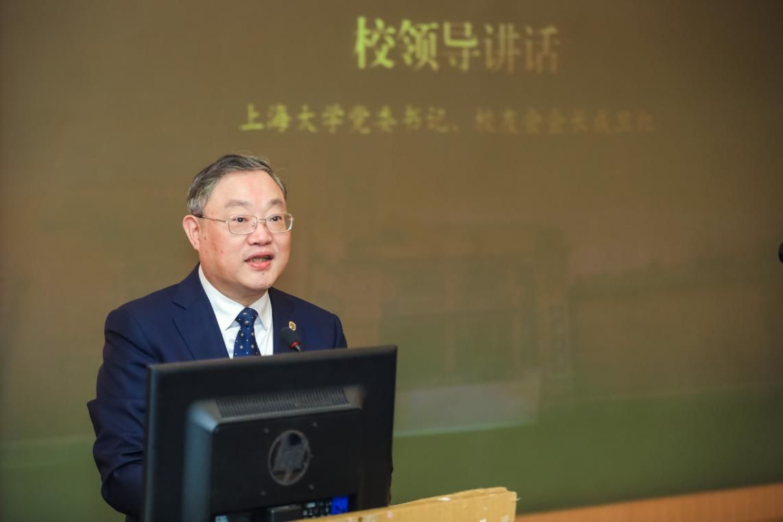 薪火相传科二情，，，，继往开来永信贵宾会217人——原上海第二科学手艺学校校友返；；Ｔ硕傩-永信贵宾会217