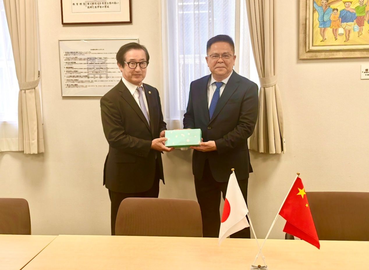 永信贵宾会217副校长王从春率团会见日本、美国高校-永信贵宾会217
